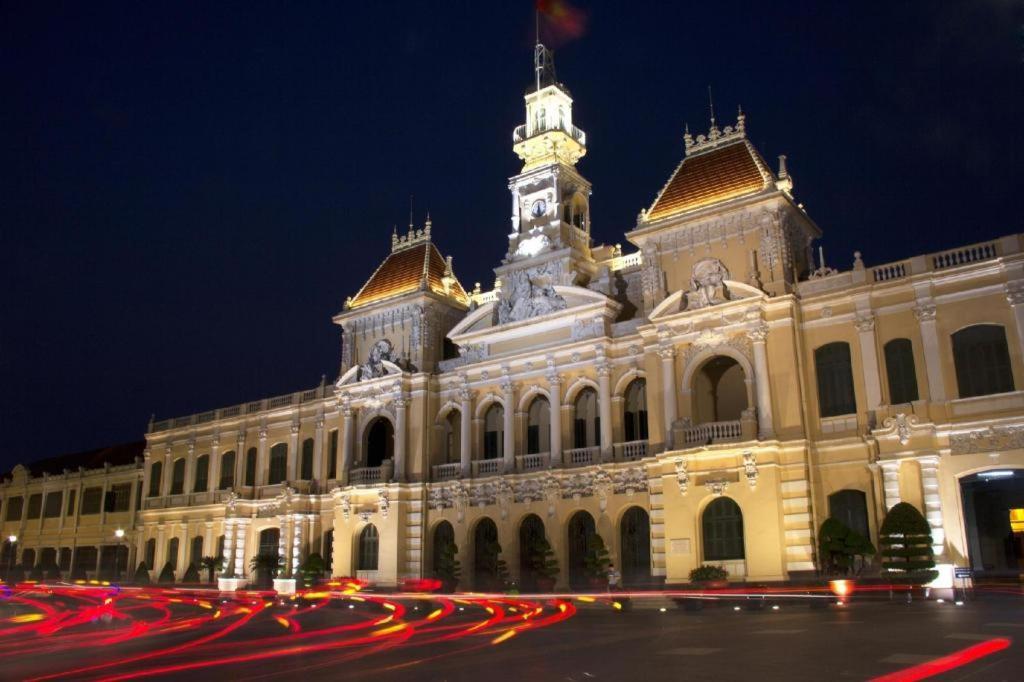 Golden Crown Hotel Saigon Ho-Chi-Minh-Stadt Exterior foto